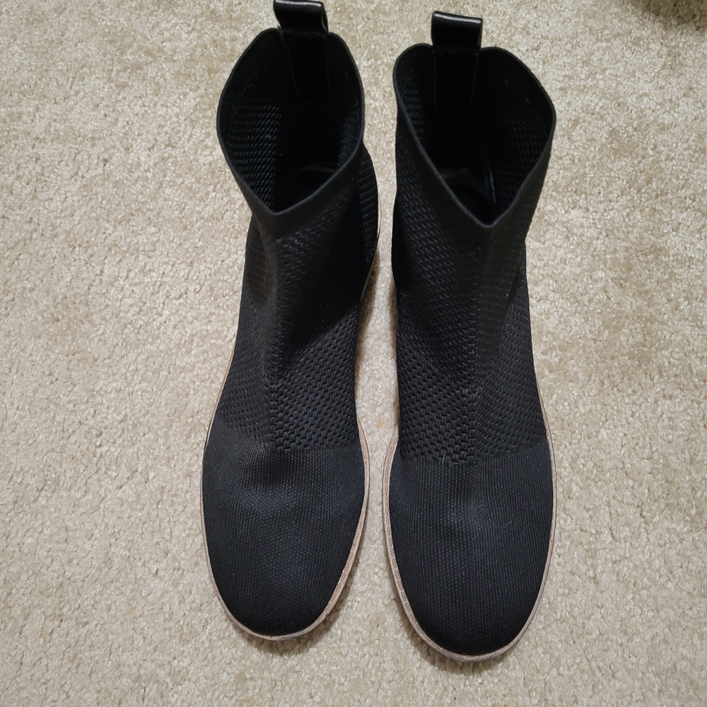 Bandolino Black Ankle Booties